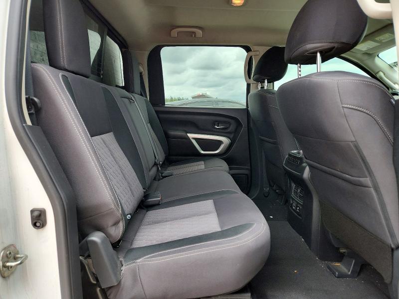 https://f005.backblazeb2.com/file/img-partshotlines-com/Inventory/MA712/Vehicle/15323_10.jpg