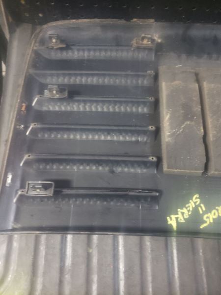 https://f005.backblazeb2.com/file/img-partshotlines-com/Inventory/MA726/Inventory/1167658_03.jpg