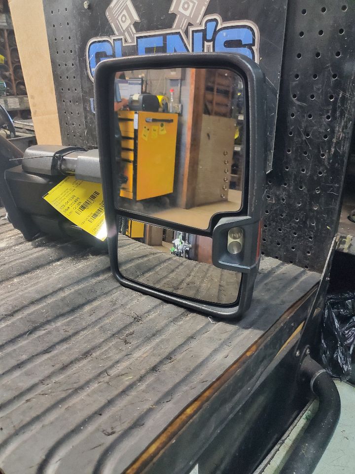 https://f005.backblazeb2.com/file/img-partshotlines-com/Inventory/MA726/Inventory/1227043_01.jpg