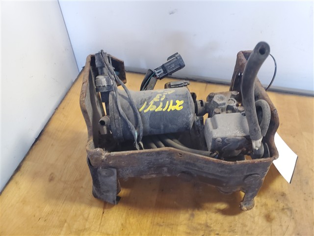 https://f005.backblazeb2.com/file/img-partshotlines-com/Inventory/MA726/Inventory/1260600_03.jpg