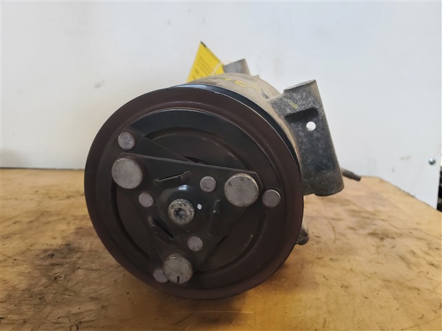 https://f005.backblazeb2.com/file/img-partshotlines-com/Inventory/MA726/Inventory/1261139_03.jpg