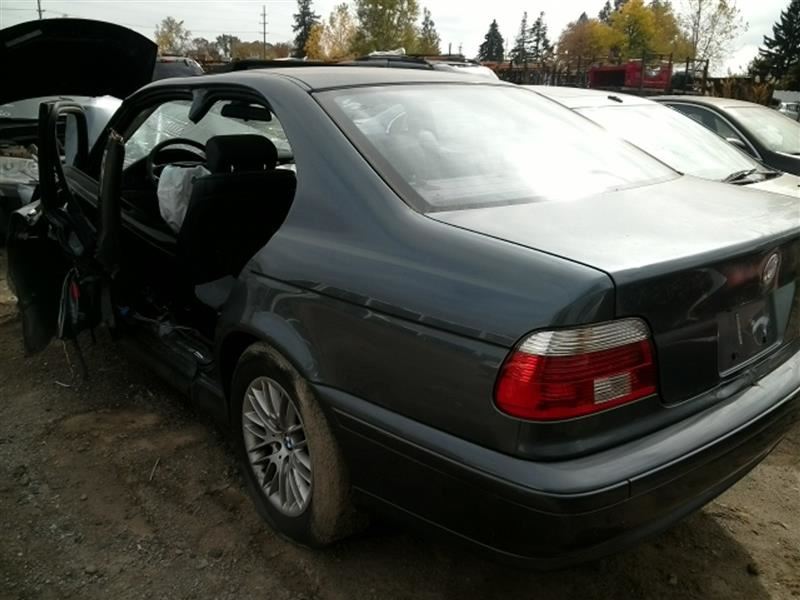 https://f005.backblazeb2.com/file/img-partshotlines-com/Inventory/MA726/Vehicle/33542_08.jpg