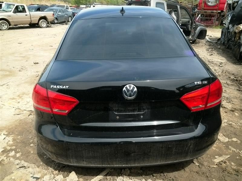 https://f005.backblazeb2.com/file/img-partshotlines-com/Inventory/MA726/Vehicle/34552_09.jpg