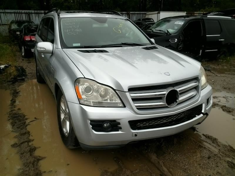 https://f005.backblazeb2.com/file/img-partshotlines-com/Inventory/MA726/Vehicle/35166_01.jpg