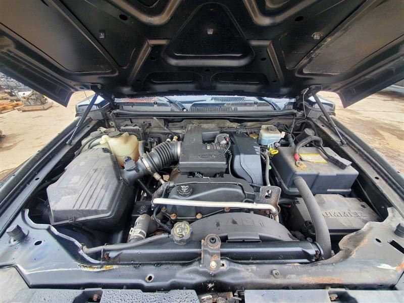 https://f005.backblazeb2.com/file/img-partshotlines-com/Inventory/MA726/Vehicle/35197_11.jpg
