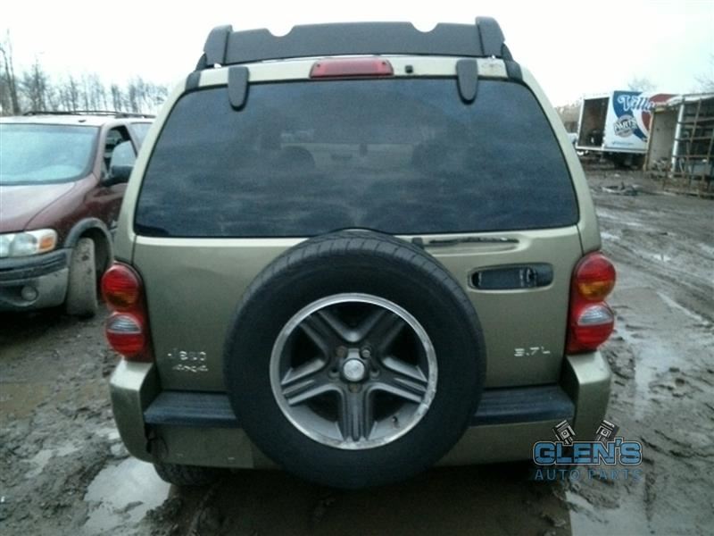 https://f005.backblazeb2.com/file/img-partshotlines-com/Inventory/MA726/Vehicle/35557_07.jpg