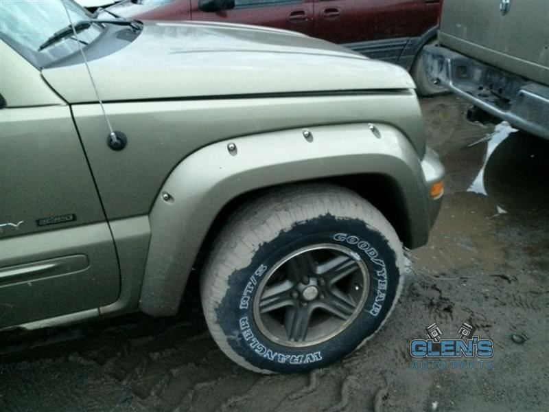 https://f005.backblazeb2.com/file/img-partshotlines-com/Inventory/MA726/Vehicle/35557_11.jpg