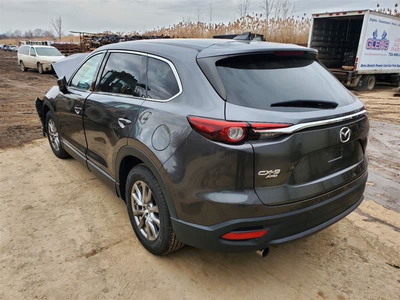 https://f005.backblazeb2.com/file/img-partshotlines-com/Inventory/MA726/Vehicle/37072_03.jpg