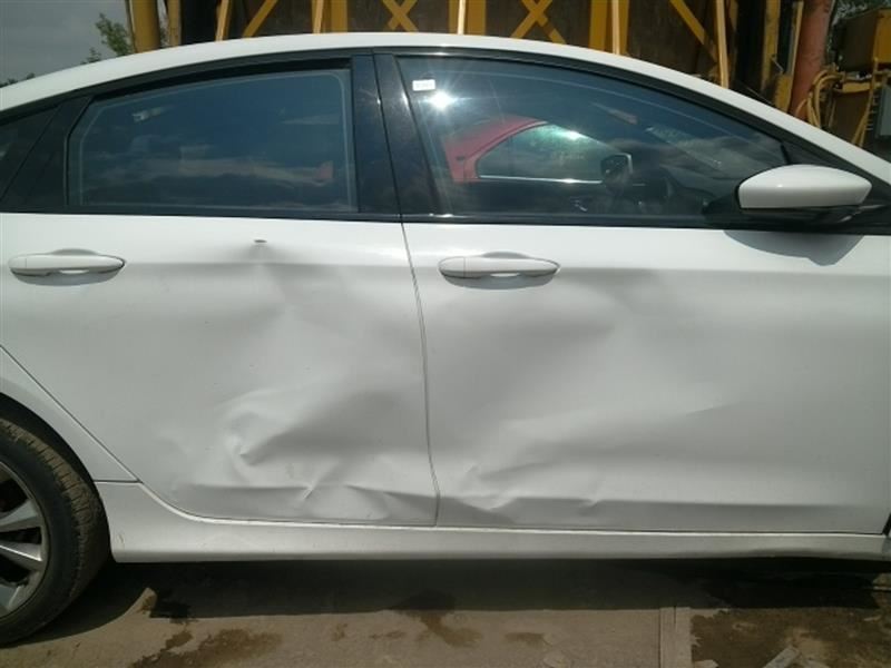 Vehicle/37844_11.jpg