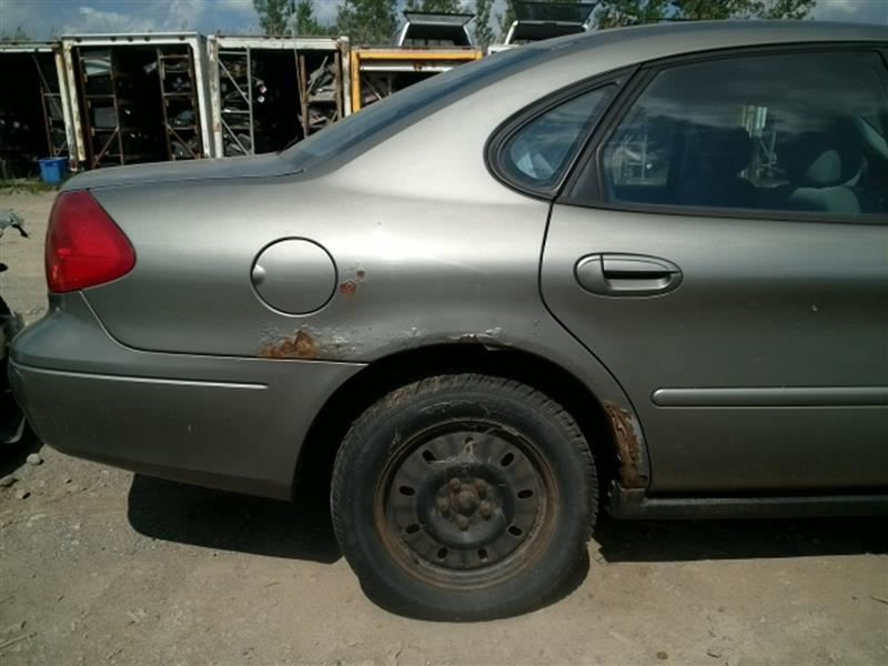 https://f005.backblazeb2.com/file/img-partshotlines-com/Inventory/MA726/Vehicle/37926_09.jpg
