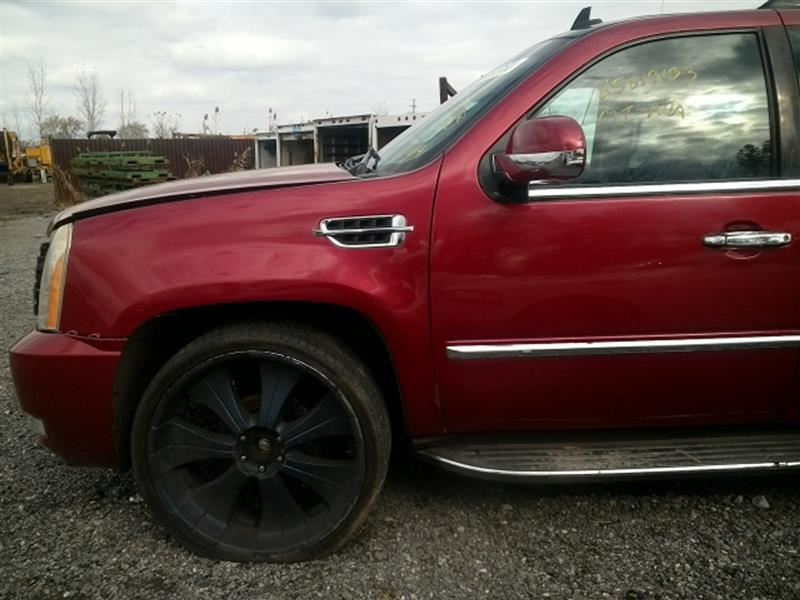 https://f005.backblazeb2.com/file/img-partshotlines-com/Inventory/MA726/Vehicle/38053_04.jpg