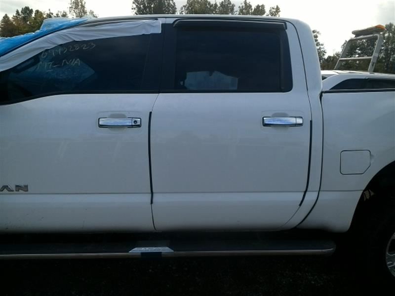 https://f005.backblazeb2.com/file/img-partshotlines-com/Inventory/MA726/Vehicle/38059_05.jpg