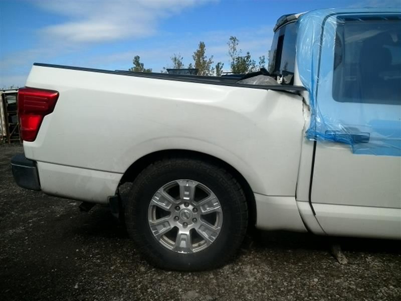 https://f005.backblazeb2.com/file/img-partshotlines-com/Inventory/MA726/Vehicle/38059_10.jpg