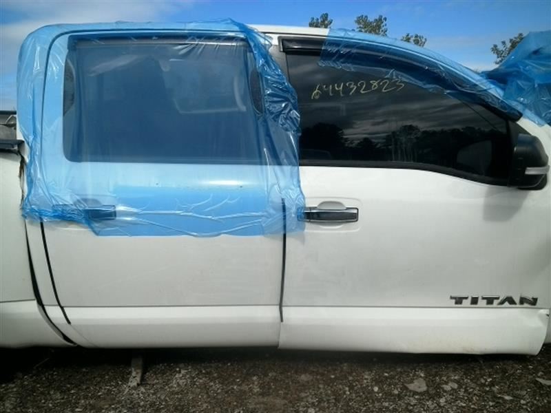 https://f005.backblazeb2.com/file/img-partshotlines-com/Inventory/MA726/Vehicle/38059_11.jpg
