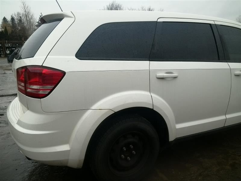 https://f005.backblazeb2.com/file/img-partshotlines-com/Inventory/MA726/Vehicle/38273_10.jpg