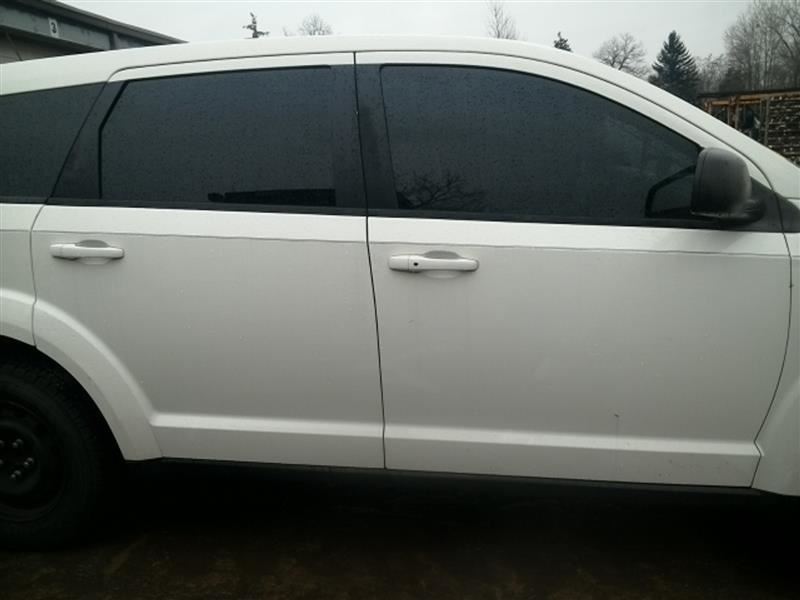 https://f005.backblazeb2.com/file/img-partshotlines-com/Inventory/MA726/Vehicle/38273_11.jpg