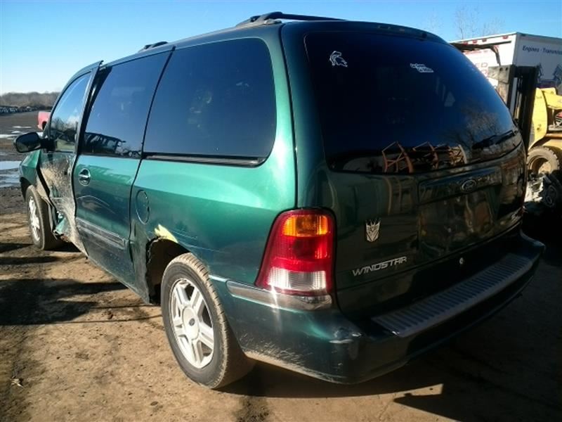 https://f005.backblazeb2.com/file/img-partshotlines-com/Inventory/MA726/Vehicle/38281_07.jpg