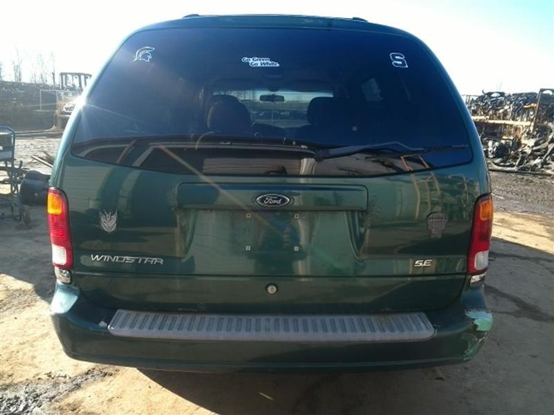 https://f005.backblazeb2.com/file/img-partshotlines-com/Inventory/MA726/Vehicle/38281_08.jpg