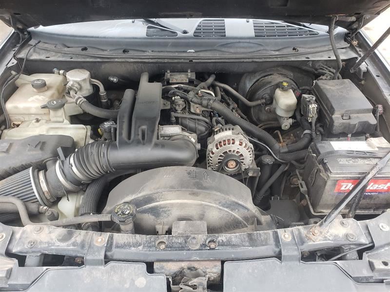 https://f005.backblazeb2.com/file/img-partshotlines-com/Inventory/MA726/Vehicle/38477_10.jpg