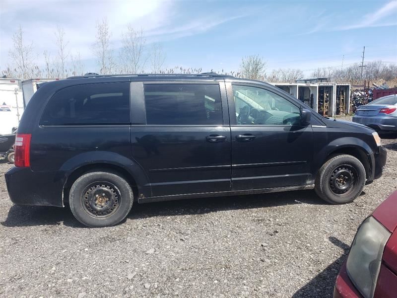 https://f005.backblazeb2.com/file/img-partshotlines-com/Inventory/MA726/Vehicle/38601_09.jpg
