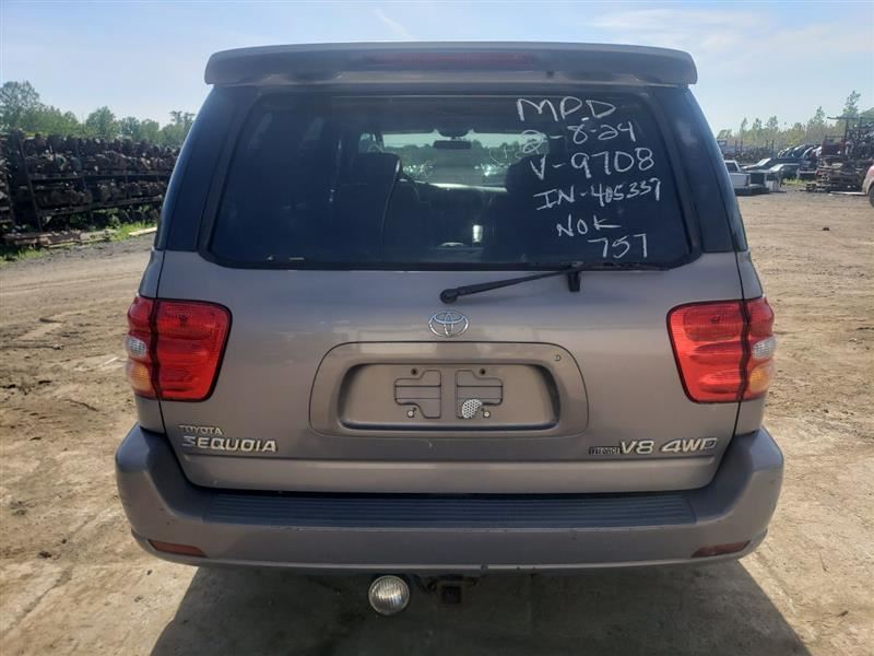 https://f005.backblazeb2.com/file/img-partshotlines-com/Inventory/MA726/Vehicle/38686_06.jpg