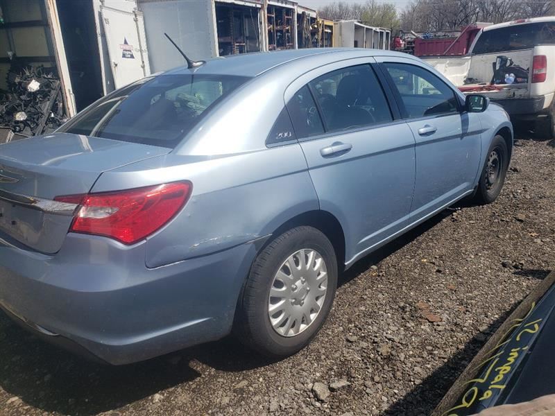 https://f005.backblazeb2.com/file/img-partshotlines-com/Inventory/MA726/Vehicle/38689_08.jpg