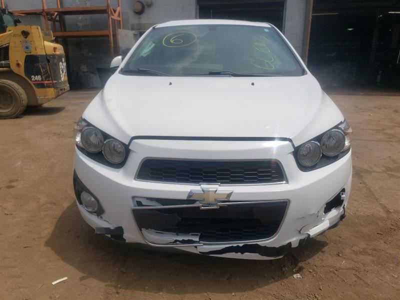 https://f005.backblazeb2.com/file/img-partshotlines-com/Inventory/MA726/Vehicle/39008_02.jpg