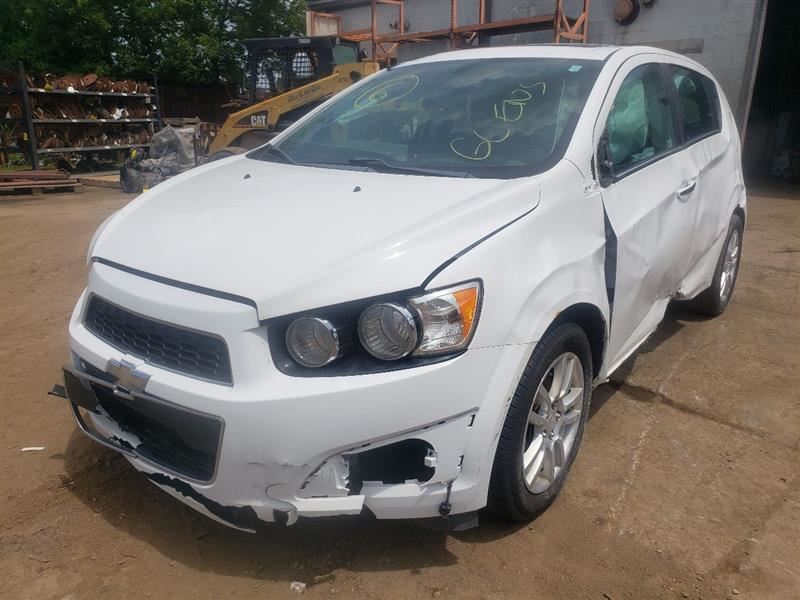 https://f005.backblazeb2.com/file/img-partshotlines-com/Inventory/MA726/Vehicle/39008_03.jpg