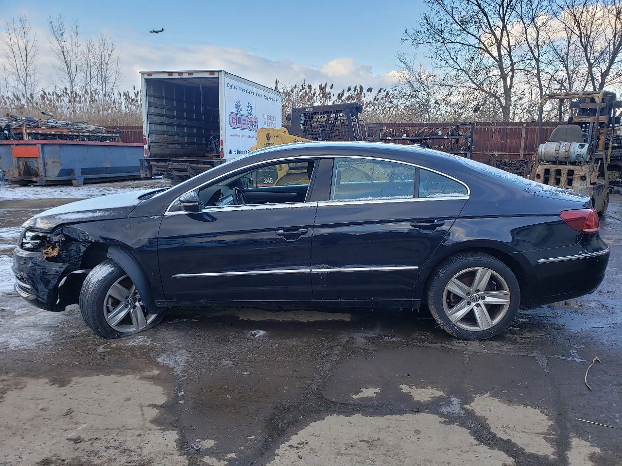 https://f005.backblazeb2.com/file/img-partshotlines-com/Inventory/MA726/Vehicle/39326_04.jpg