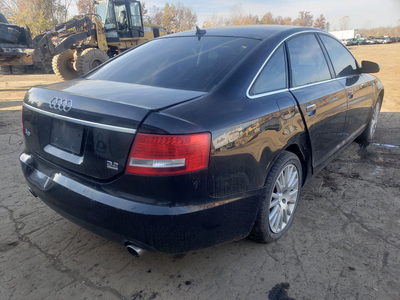 https://f005.backblazeb2.com/file/img-partshotlines-com/Inventory/MA726/Vehicle/39378_07.jpg
