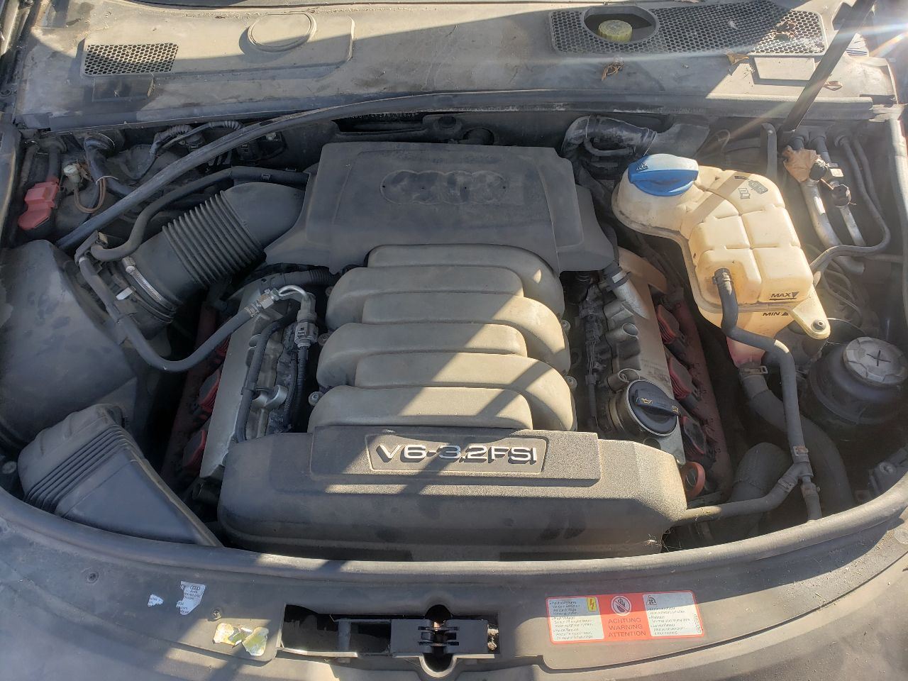 https://f005.backblazeb2.com/file/img-partshotlines-com/Inventory/MA726/Vehicle/39378_10.jpg