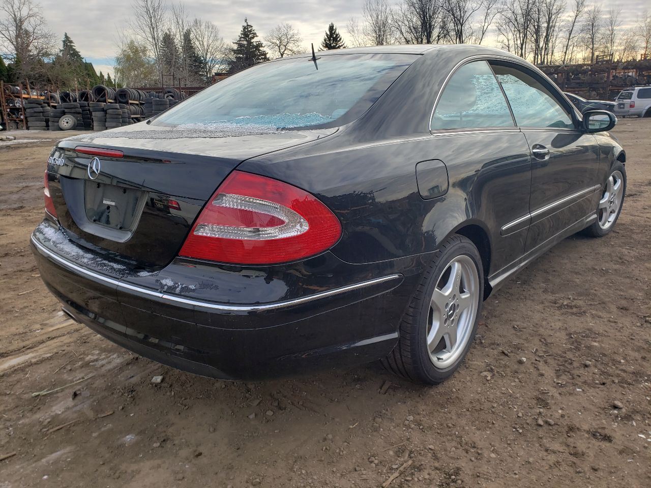 https://f005.backblazeb2.com/file/img-partshotlines-com/Inventory/MA726/Vehicle/39389_07.jpg