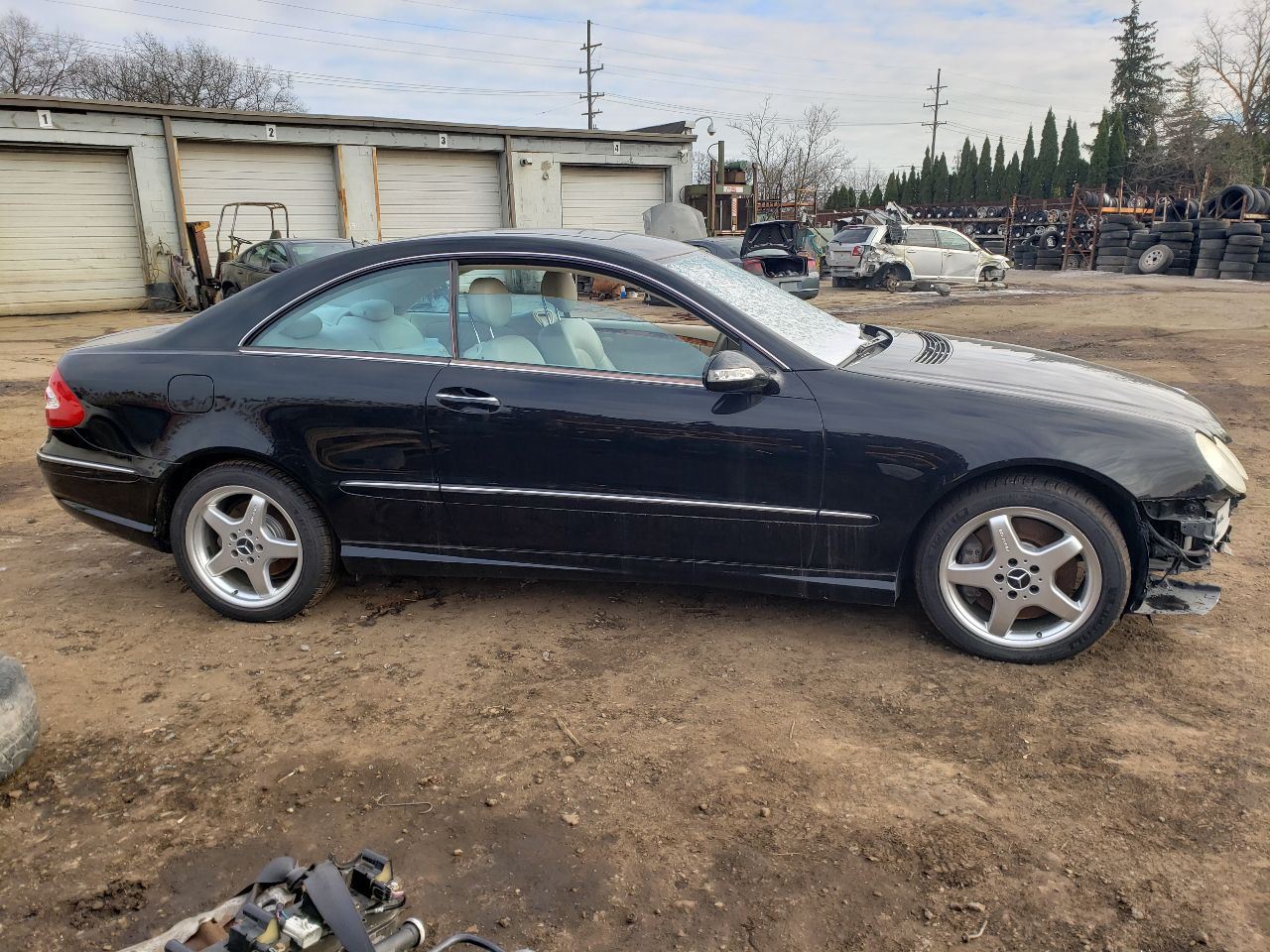 https://f005.backblazeb2.com/file/img-partshotlines-com/Inventory/MA726/Vehicle/39389_08.jpg