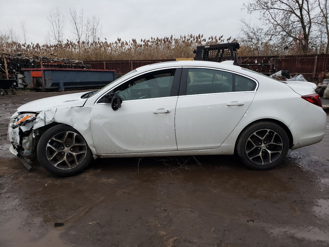 https://f005.backblazeb2.com/file/img-partshotlines-com/Inventory/MA726/Vehicle/39640_04.jpg