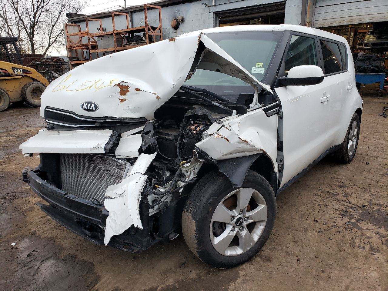 https://f005.backblazeb2.com/file/img-partshotlines-com/Inventory/MA726/Vehicle/39641_03.jpg