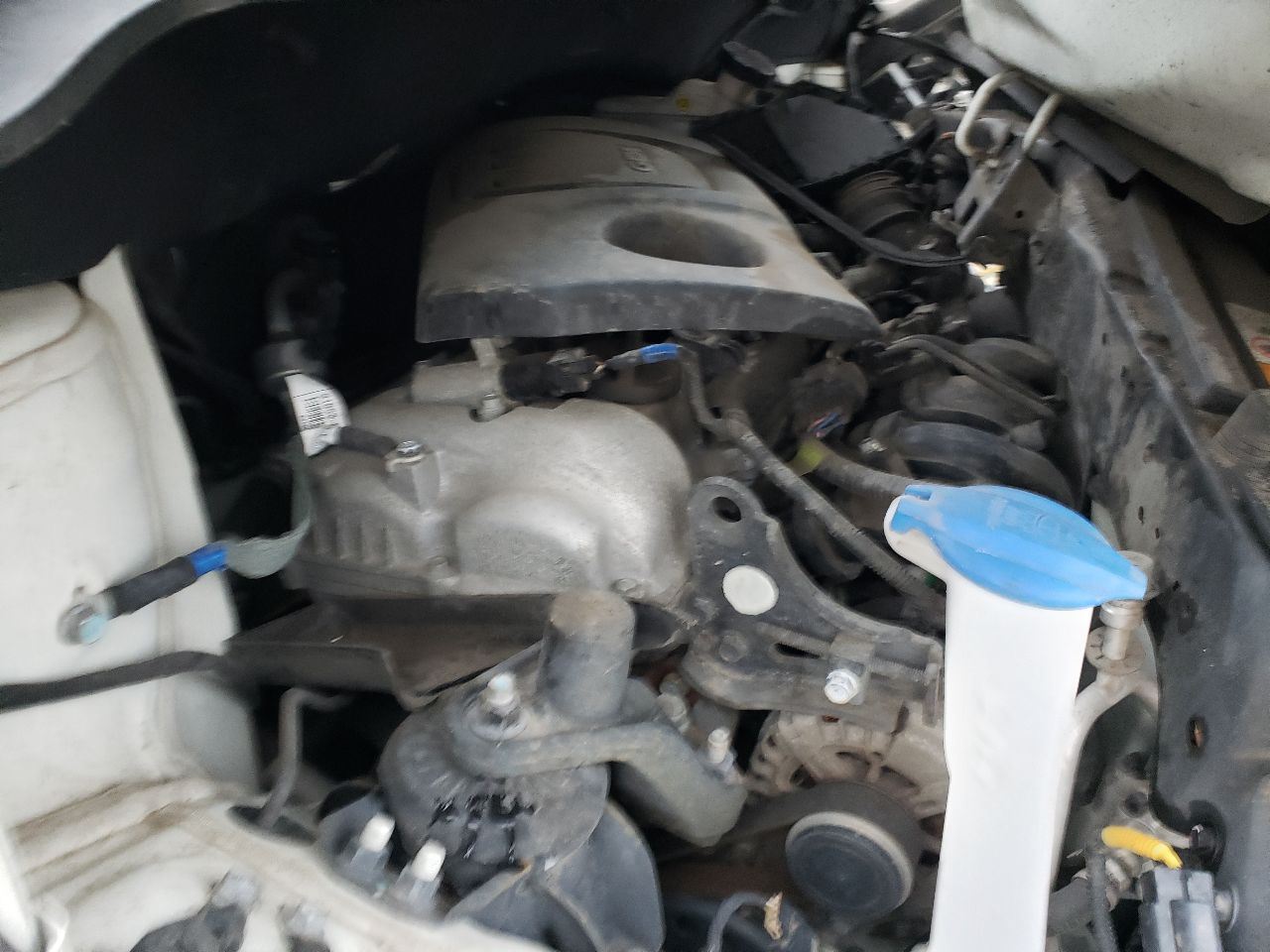 https://f005.backblazeb2.com/file/img-partshotlines-com/Inventory/MA726/Vehicle/39641_09.jpg