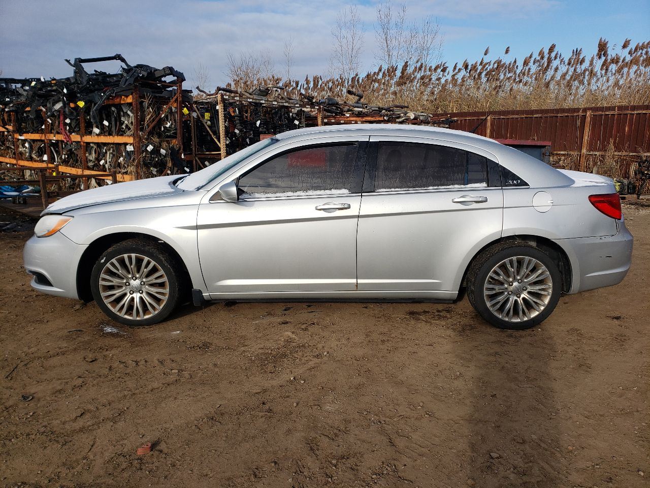 https://f005.backblazeb2.com/file/img-partshotlines-com/Inventory/MA726/Vehicle/39662_04.jpg