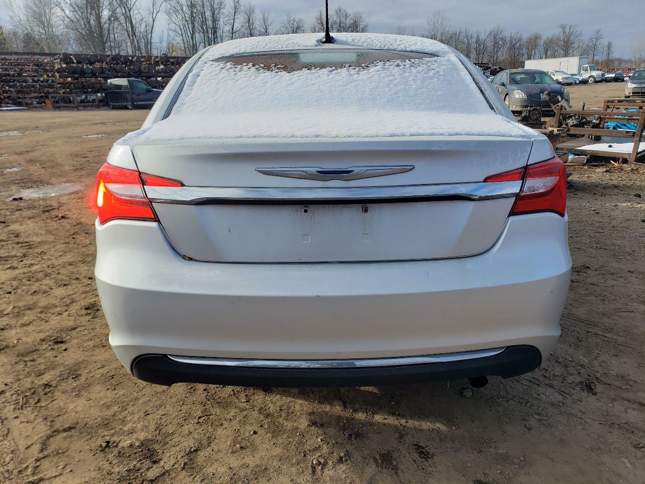 https://f005.backblazeb2.com/file/img-partshotlines-com/Inventory/MA726/Vehicle/39662_06.jpg