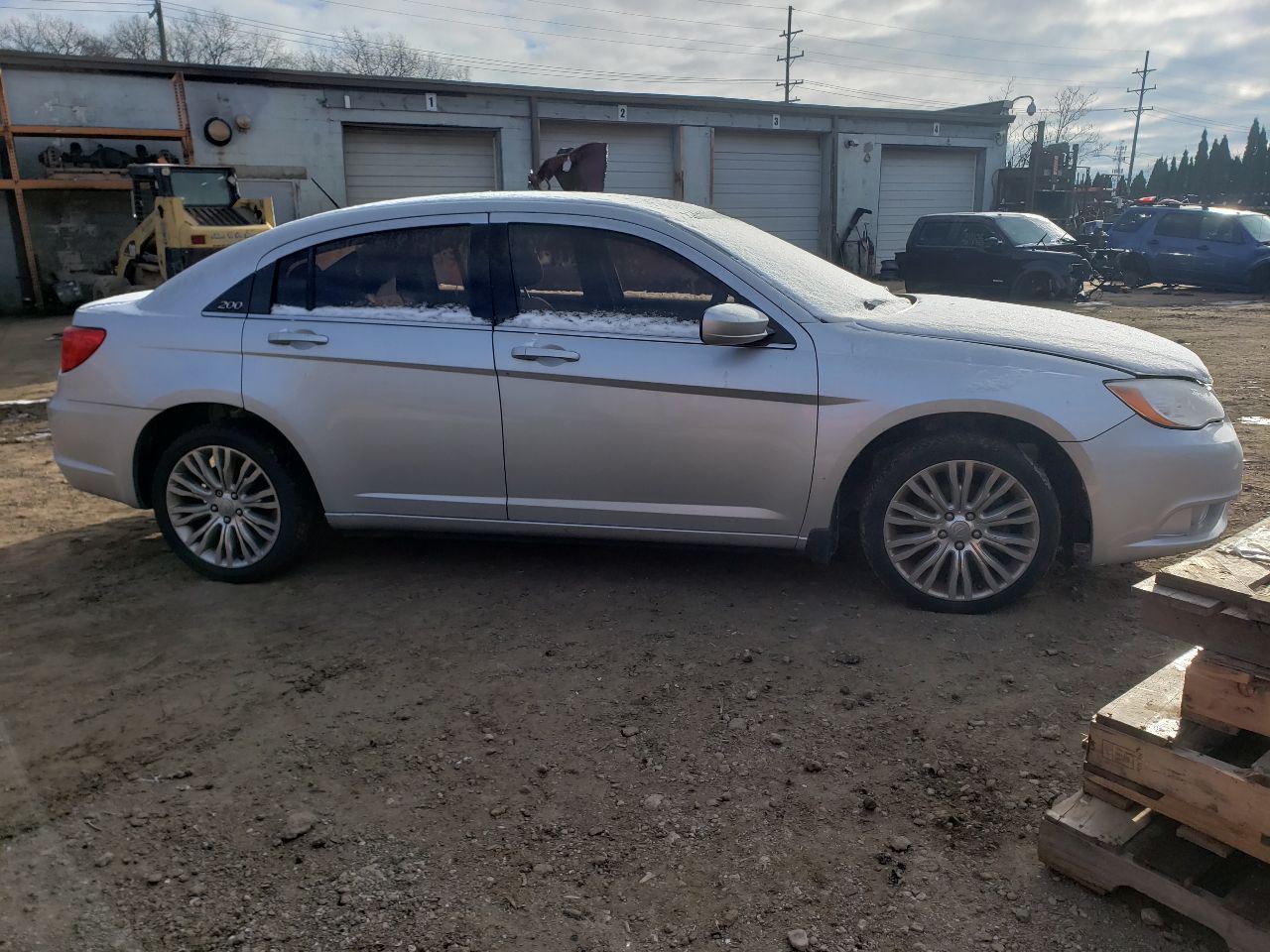 https://f005.backblazeb2.com/file/img-partshotlines-com/Inventory/MA726/Vehicle/39662_08.jpg