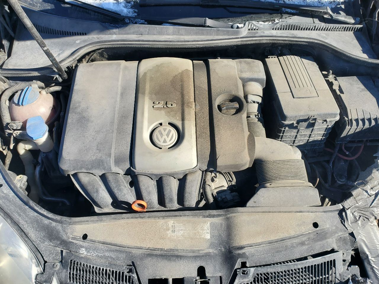 https://f005.backblazeb2.com/file/img-partshotlines-com/Inventory/MA726/Vehicle/39826_10.jpg