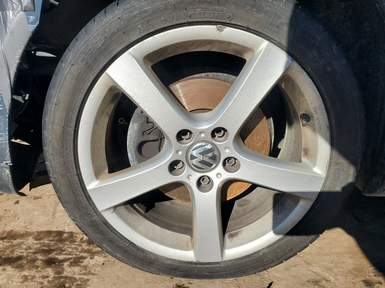 https://f005.backblazeb2.com/file/img-partshotlines-com/Inventory/MA726/Vehicle/39826_11.jpg