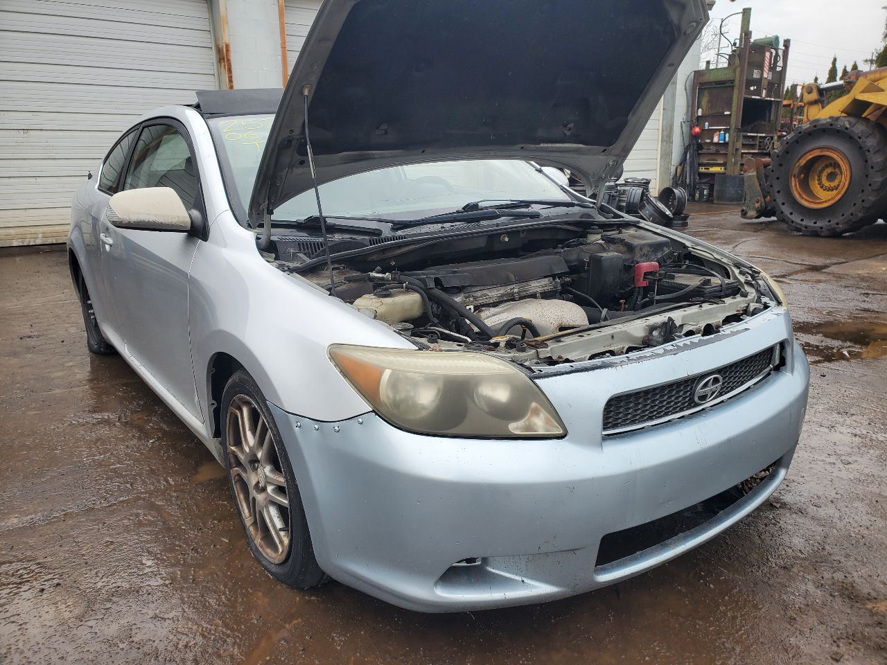 https://f005.backblazeb2.com/file/img-partshotlines-com/Inventory/MA726/Vehicle/39896_09.jpg