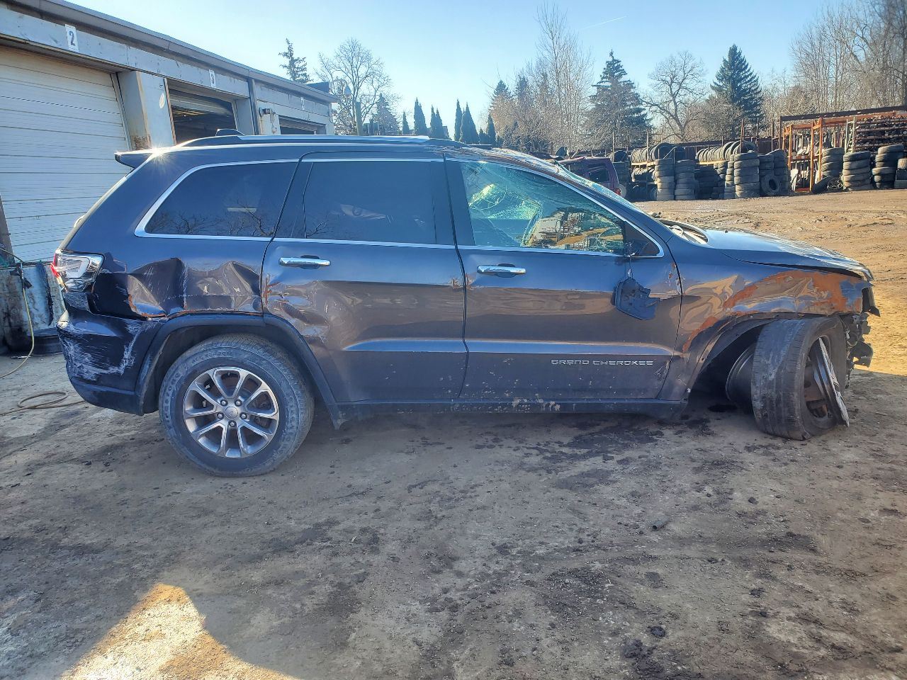 Vehicle/39965_08.jpg