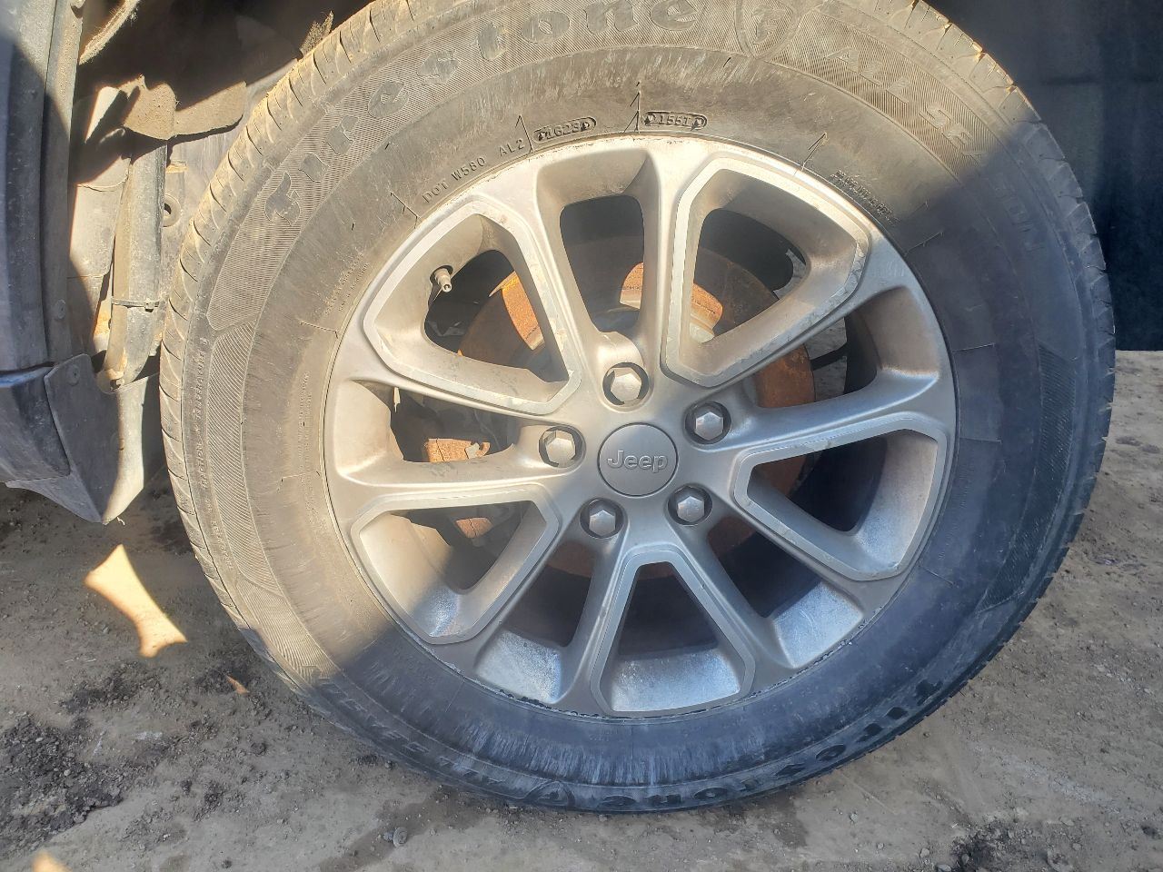Vehicle/39965_12.jpg