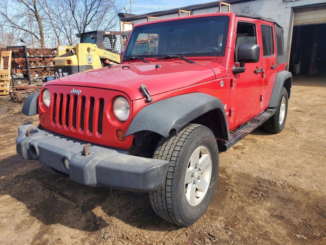 https://f005.backblazeb2.com/file/img-partshotlines-com/Inventory/MA726/Vehicle/40104_03.jpg