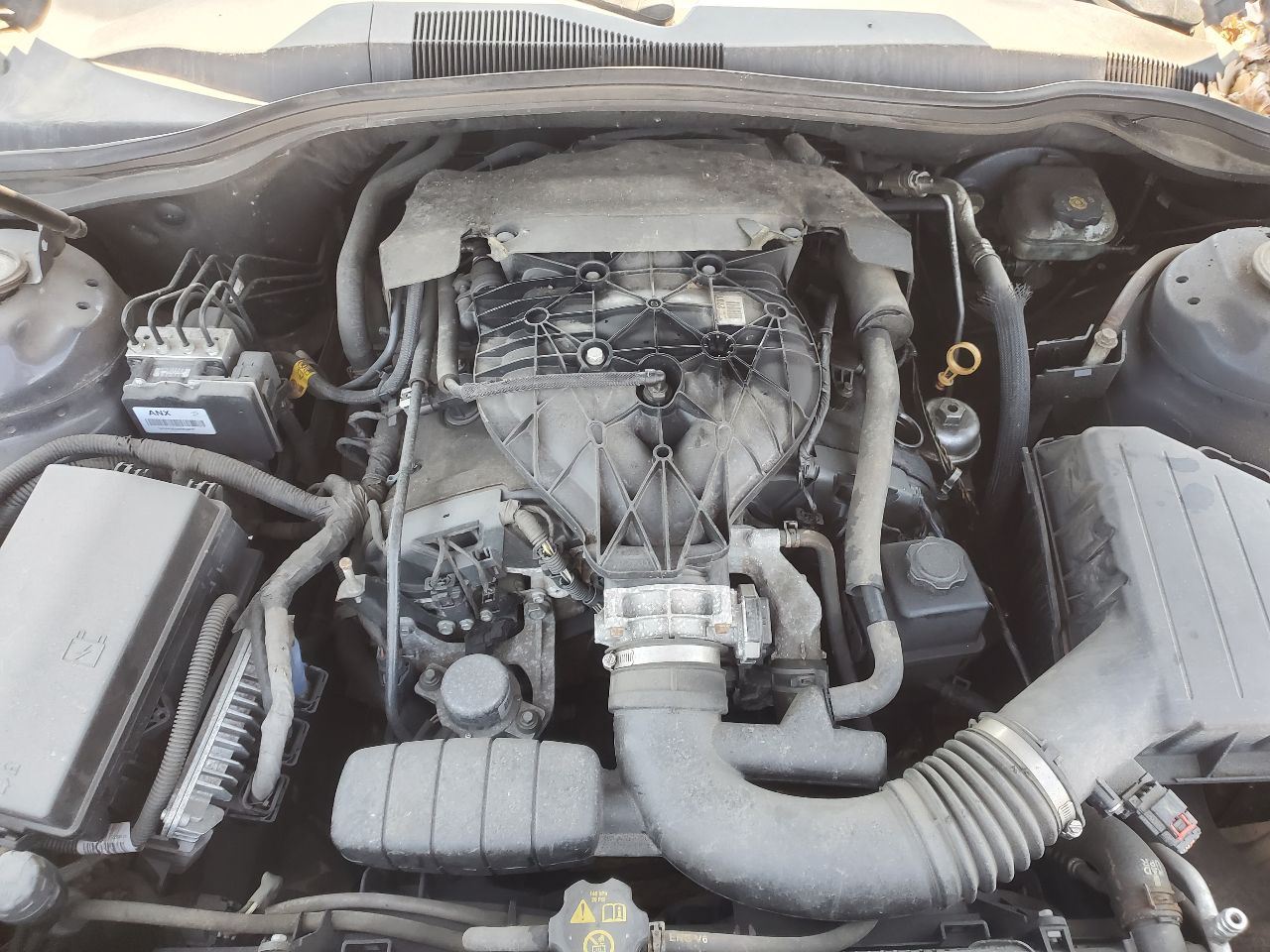 https://f005.backblazeb2.com/file/img-partshotlines-com/Inventory/MA726/Vehicle/40110_10.jpg