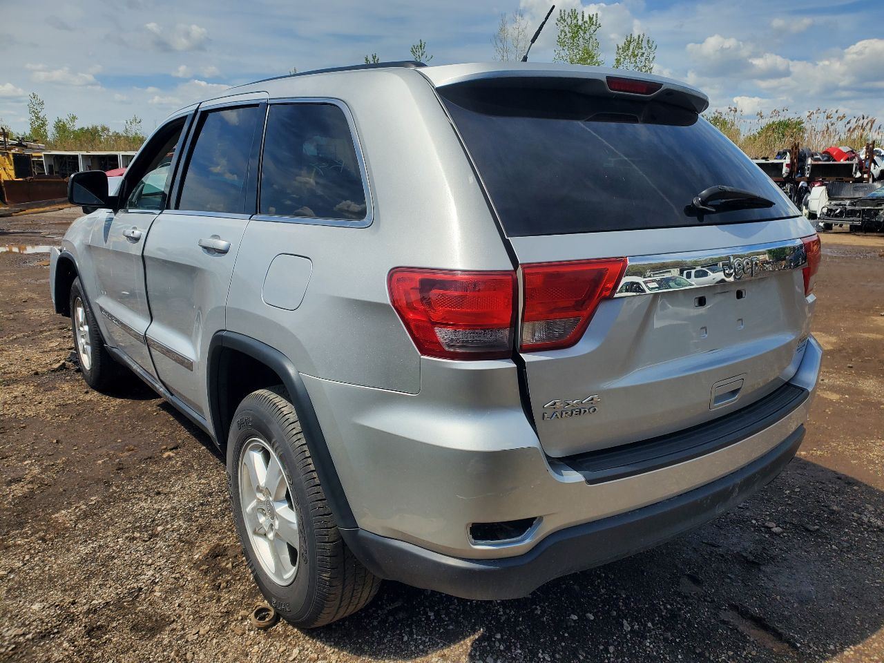 Vehicle/40112_05.jpg