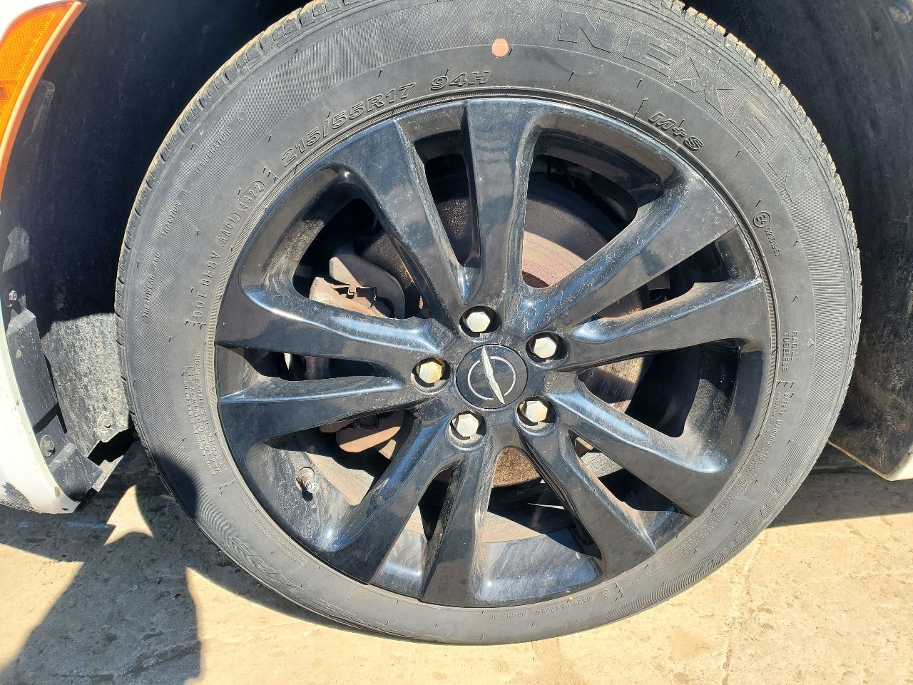 https://f005.backblazeb2.com/file/img-partshotlines-com/Inventory/MA726/Vehicle/40137_11.jpg