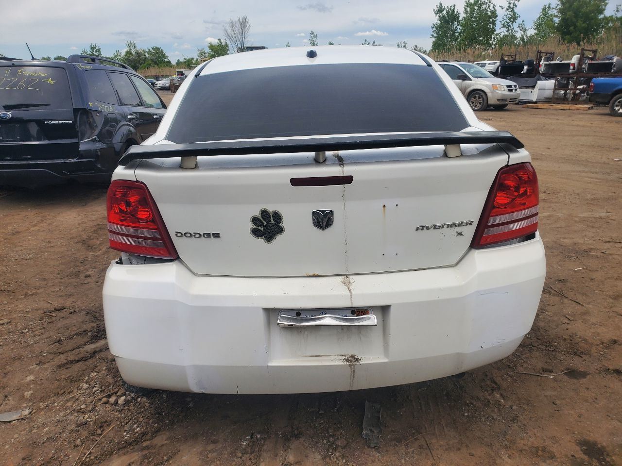 https://f005.backblazeb2.com/file/img-partshotlines-com/Inventory/MA726/Vehicle/40150_06.jpg