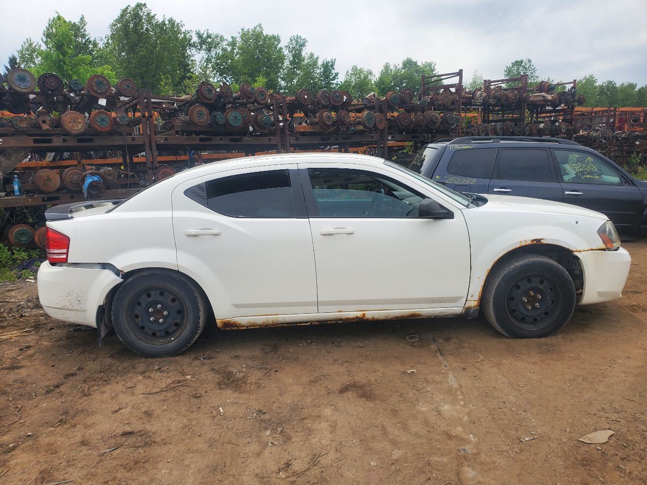 https://f005.backblazeb2.com/file/img-partshotlines-com/Inventory/MA726/Vehicle/40150_08.jpg